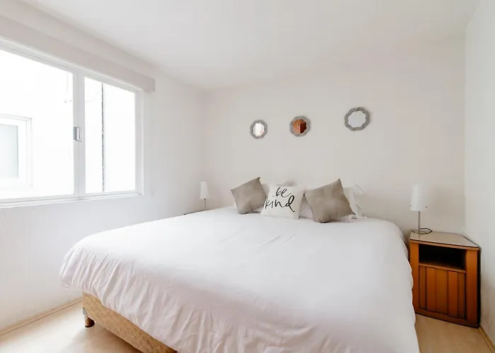 Lc122 - 2bdr - 2bth Apartment *